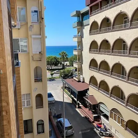 New Apt In The Cntr Of Alanya, 30 Mt From The Sea Apartment