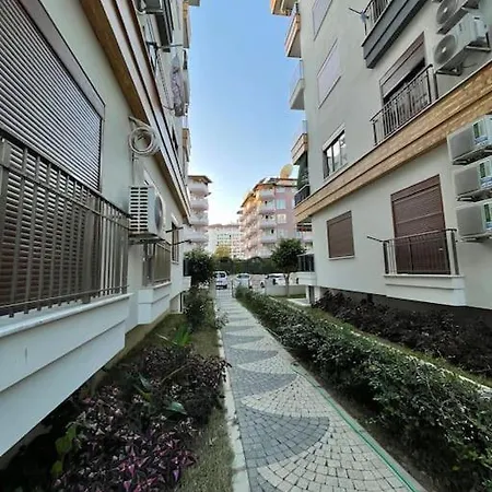 New Apt In The Cntr Of Alanya, 30 Mt From The Sea