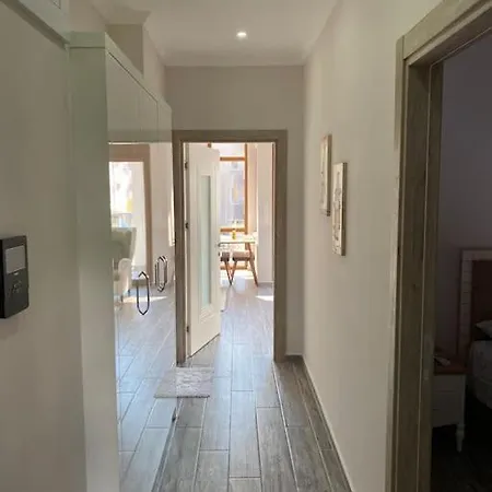 Apartment New Apt In The Cntr Of Alanya, 30 Mt From The Sea *